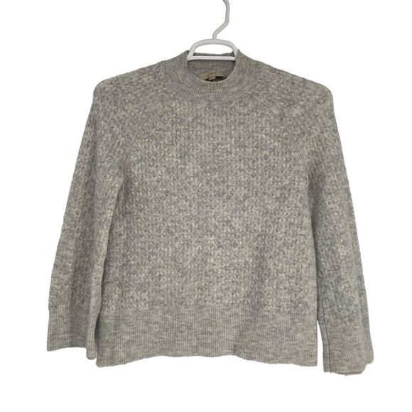 LOFT Gray Stitchy Flare Sleeve‎ Sweater Size XS - Picture 1 of 6